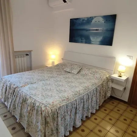 Tulipano Giallo A Pochi Passi Dal Mare Διαμέρισμα *